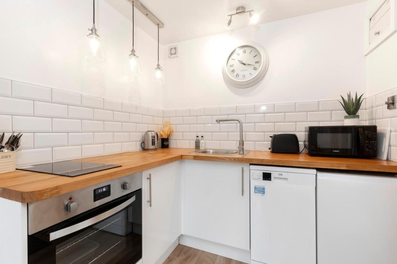 Modern Self Contained Studio Home Cheltenham Eksteriør bilde